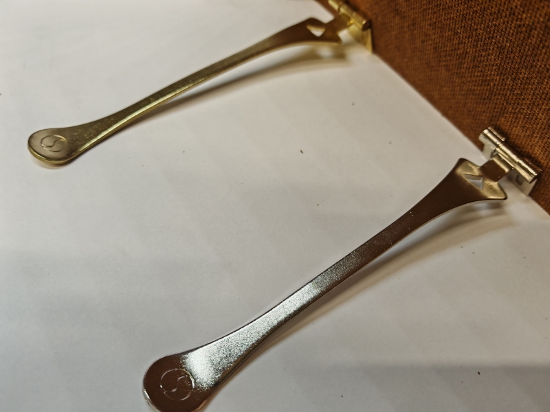 Stojanek pro fotorám  14 cm stříbrná